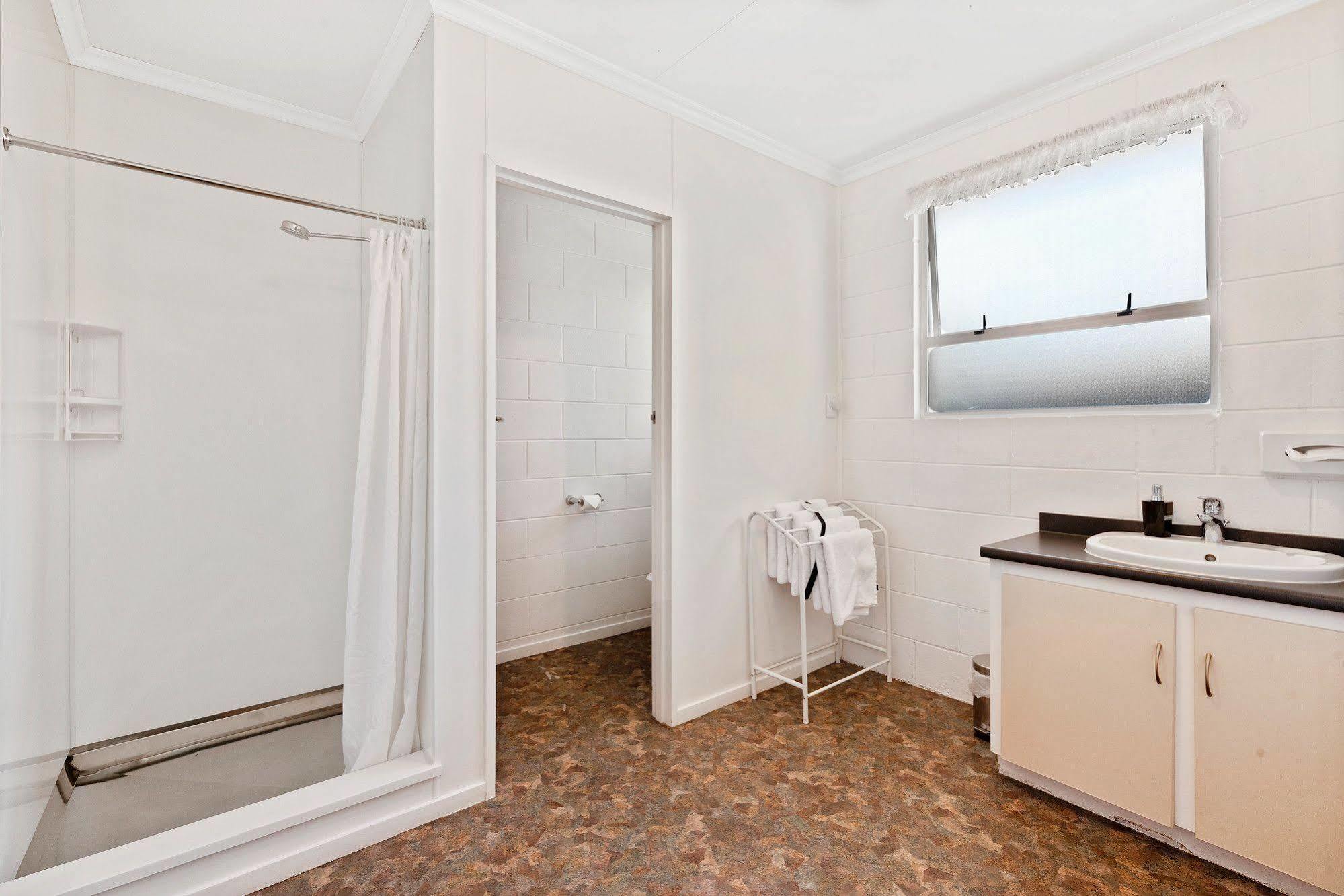 Central Gateway Motel Cromwell Esterno foto